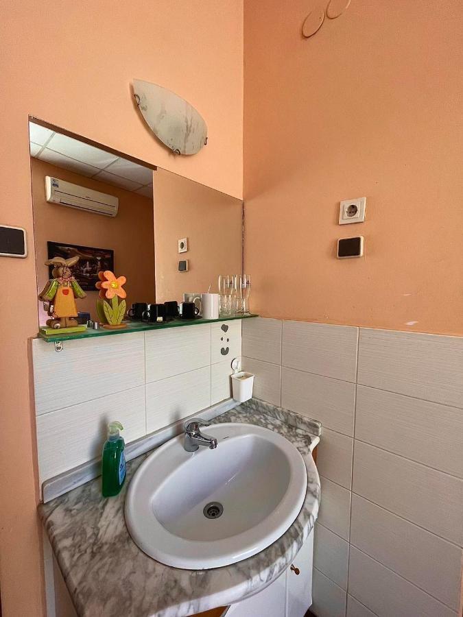 Guesthouse Sonata Kyustendil Extérieur photo