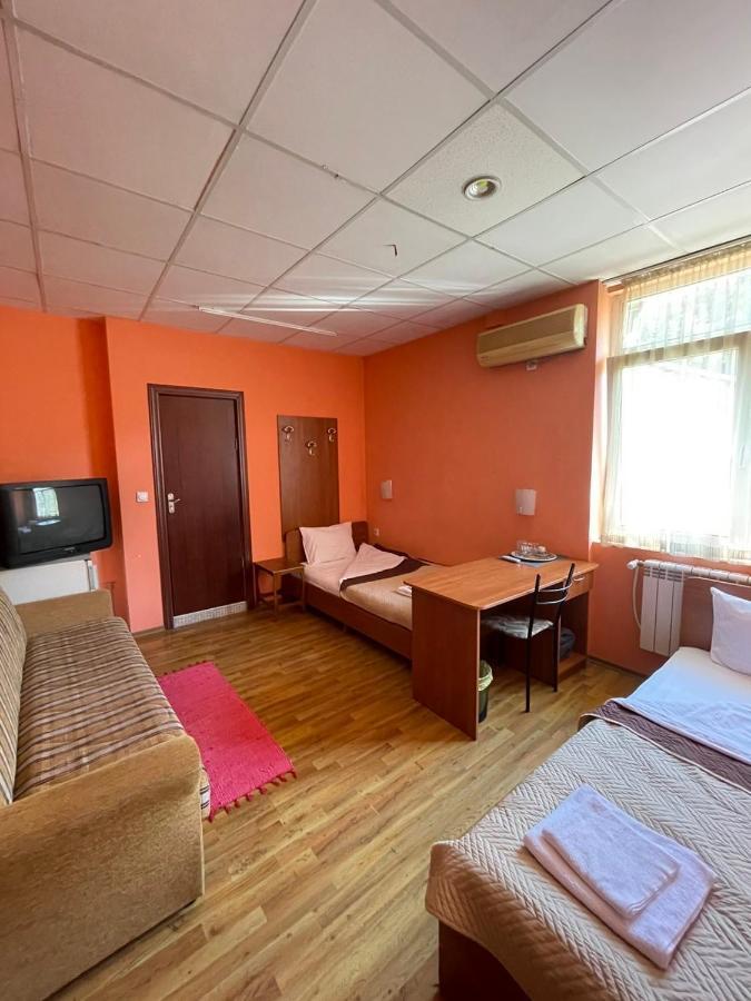 Guesthouse Sonata Kyustendil Extérieur photo